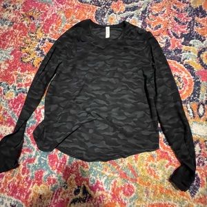 Lululemon love sleeve camo top size 6 NEVER WORN